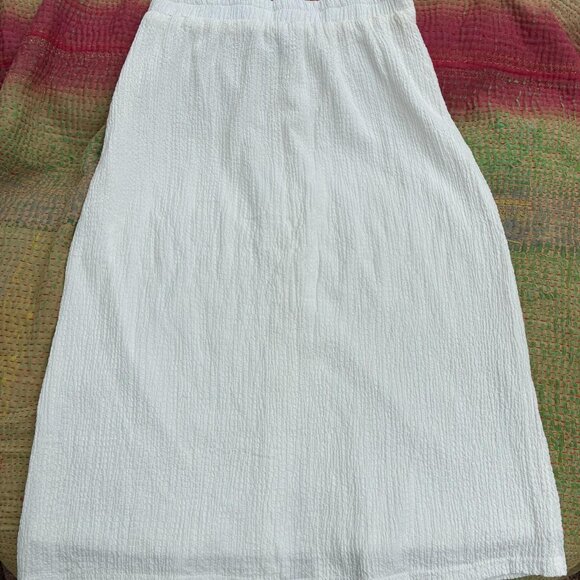 white faux button down a-line skirt - Picture 2 of 4